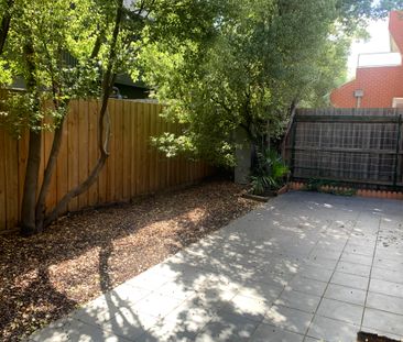 3/13 Irving Avenue PRAHRAN - Photo 2
