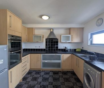 2 bedroom apartment to rent - Photo 6