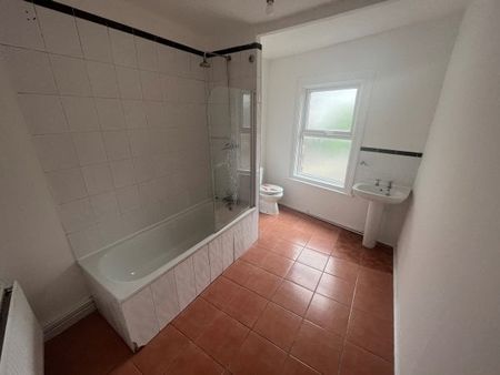 Bridge road, Crosby, L23 - Photo 2