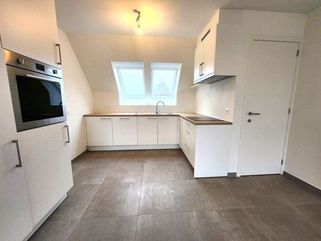 Luxueus nieuwbouwappartement met 2 slaapkamers en ruim terras TE HUUR in Harelbeke! - Foto 4