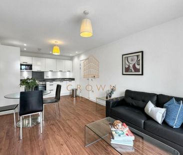 Campion House, Canada Water - Photo 1