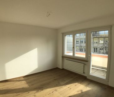 3.5 Zimmer, 93 m², 4. Stock - Photo 5