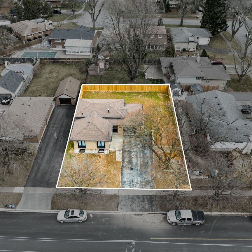 For Lease - 4908 Pettit Avenue Unit# Upper, Niagara Falls, Ontario - Photo 1