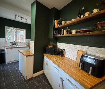 3 Bed Terraced House, Lanier Road, SE13 - Photo 3