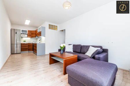 Pronájem bytu 2+kk, Na Radosti, Hořovice, parkovací stání, komora, sklep - Фото 3