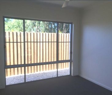 17 Coolock Place, Nudgee QLD, Belconnen - Photo 2