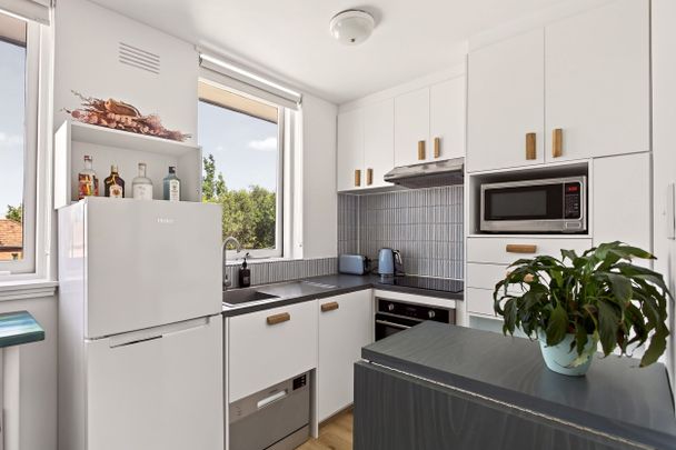 17/40 Ormond Road, Elwood VIC 3184 - Apartment For Rent | Domain - Photo 1