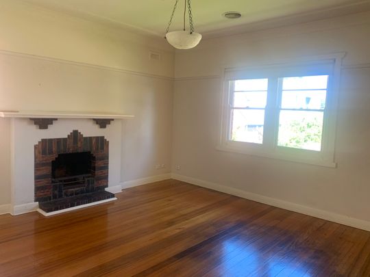 4/360 High Street WINDSOR - Photo 1