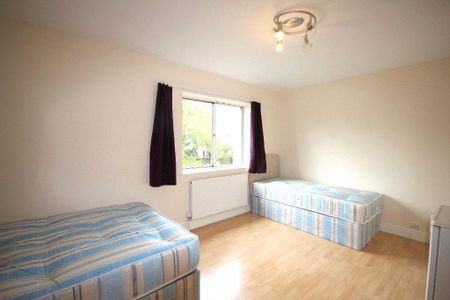 3 bedroom house to rent - Photo 3
