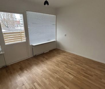 Munkhättegatan 190, Lindängen - Photo 1