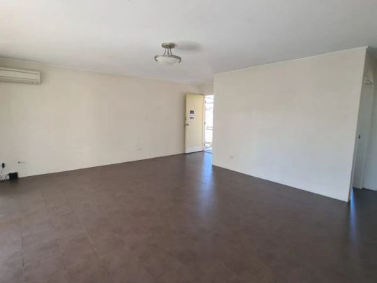 2 Bedroom in convenient location - Photo 1