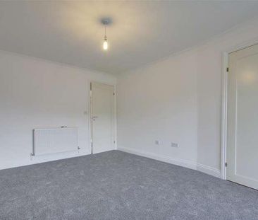 The Waylands, Bramble Lane, Worthing, BN13 - Photo 4