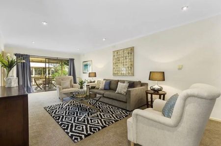 Glen Waverley - Photo 2