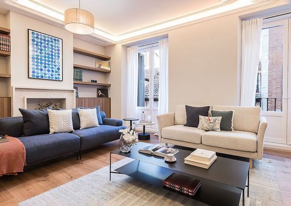 Calle de Cervantes, Madrid, Community of Madrid 28014