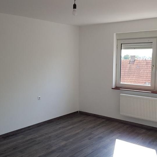 2-Zimmer-Wohnung mit Balkon und Einbauküche (750 € Warmmiete) - Photo 1