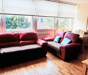 Room in a Shared House, Rayners Road, SW15 - Photo 2