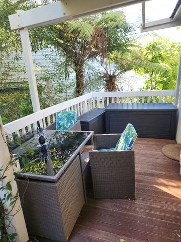 Private 1 bedroom Unit with Pool in Castor Bay - Photo 2