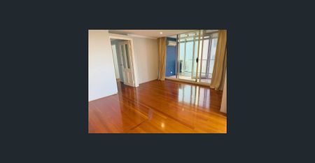 Spacious Apartment in a Prime Strathfield Location - Photo 2