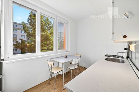 Pronájem bytu 2+1 52 m² - Photo 3