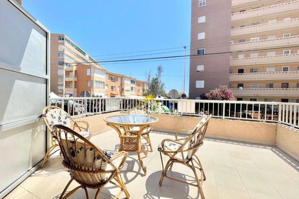 GROUND FLOOR APARTMENT WITH 2 BEDROOMS IN LA MATA, TORREVIEJA - Foto 1