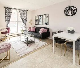 1 room apartment of 80m² in Gatineau - Photo 1