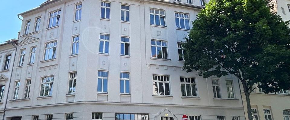 Lichtdurchflutete 2-Zimmer-Wohnung im Stadtteil Neustadt-Neuschönefeld - Photo 1