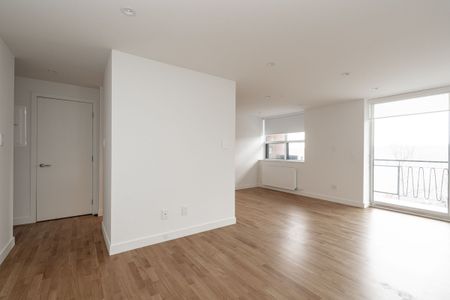 501 Kingston Road - Photo 2