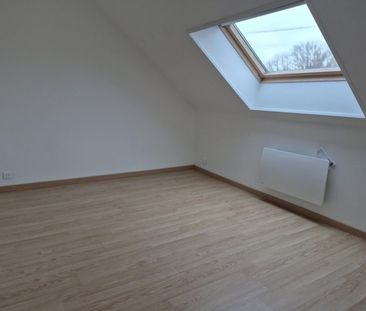Location Maison 4 pièces 79m² HERGNIES 59199 - Photo 6