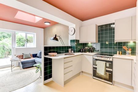 6 bedroom house to rent - Photo 4