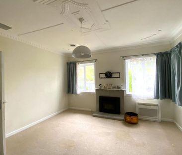 254 Kelvin Street, Avenal - Photo 1