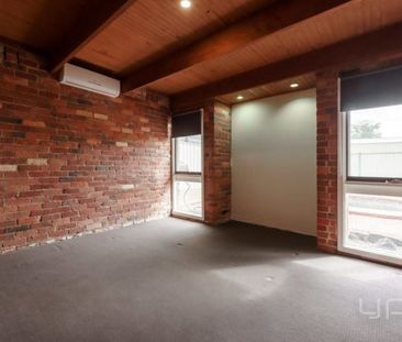 Family home, Ideal location! - Photo 4