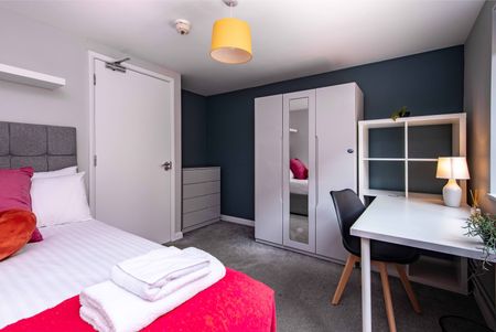 Varsity City, Malin Hill, NG1 1JQ, NOTTINGHAM - Photo 3