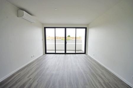 Boutique Block - Spacious, Stylish & Excellent Location - Photo 5