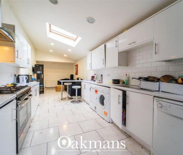 6 bedroom house to rent - Photo 2