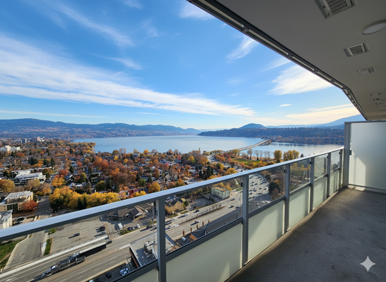 Luxury 1brm condo with breathtaking views of the lake and city - Photo 1