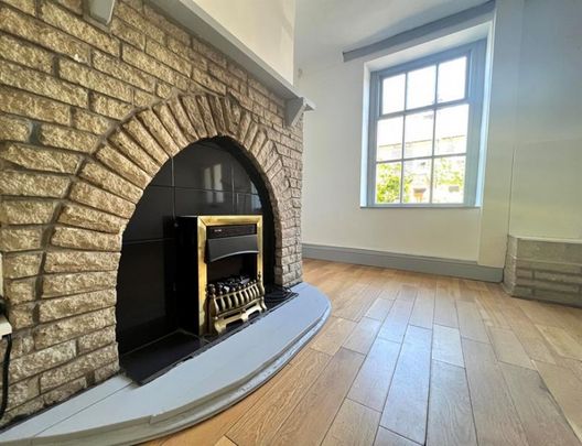2 Bedroom Terraced To Let - Photo 1