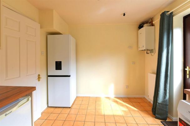 2 bedroom townhouse to rent - Photo 1