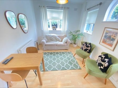 Glycena Road, SW11, Property for rent - Photo 2