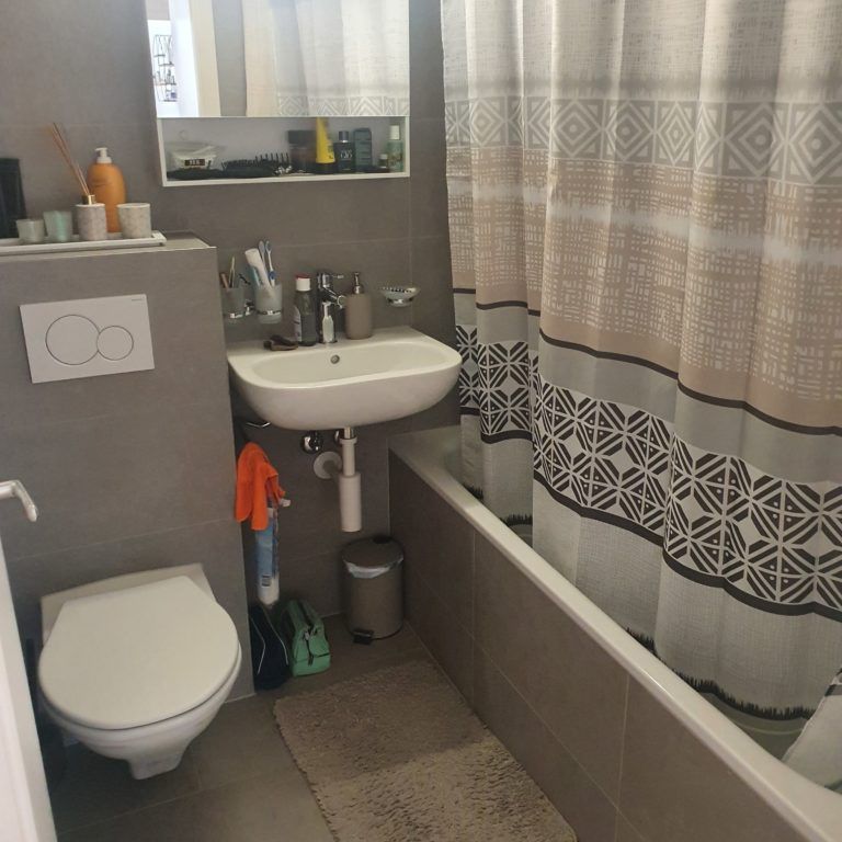 Appartement de 2.5 pièces situé au 3ème étage - Photo 1
