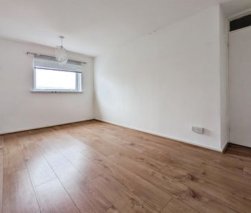 Golden Grove, SO14 - Photo 4