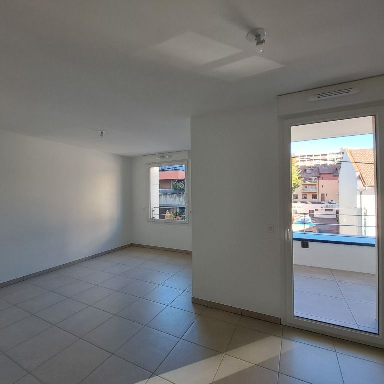 Location Appartement 1 pièce 33m² THONON LES BAINS 74200 - Photo 1
