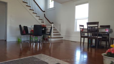 Detached Home For Lease | N8134594 - Photo 3