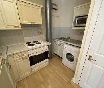 1 bedroom to let - Photo 6