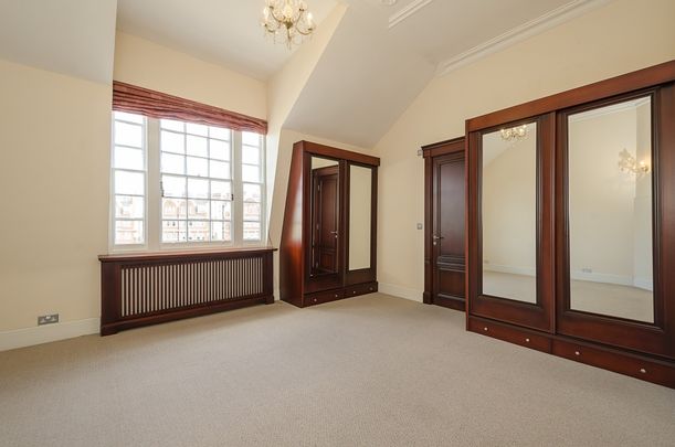 St. Johns Wood High Street, St Johns Wood, London, NW8 - Photo 1