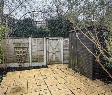 4 bedroom terraced house to rent - Photo 2