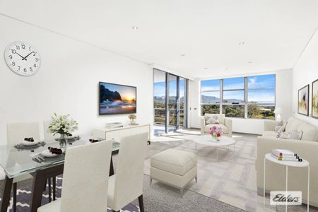 Fully Furnished Luxury Living – Victoria Square Apartment - Photo 4