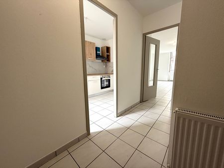 Location Appartement 3 pièces 66m² - Photo 4