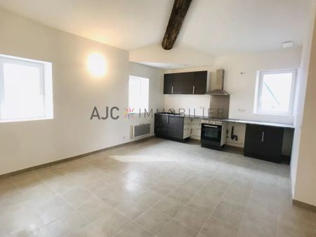 APPARTEMENT T2 - CENTRE-VILLE - Photo 3