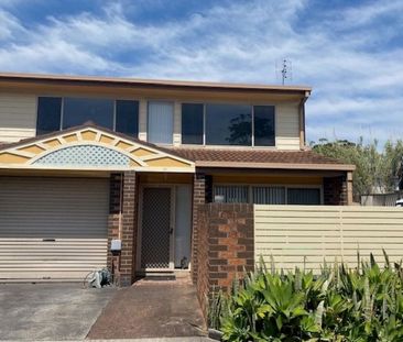 Two Bedroom Townhouse in Ideal Location - Photo 4