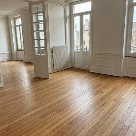 Appartement Nancy 5 pièce(s) 120.01 m2 - Photo 1